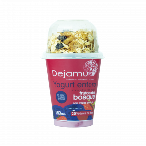 Yogurt de frutos del bosque con sobrecopa 